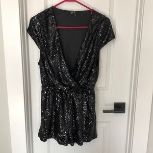 Black Sequin Romper | L